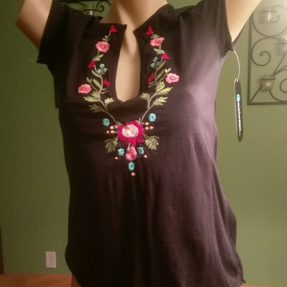 Coolwear Black embroidered shirt